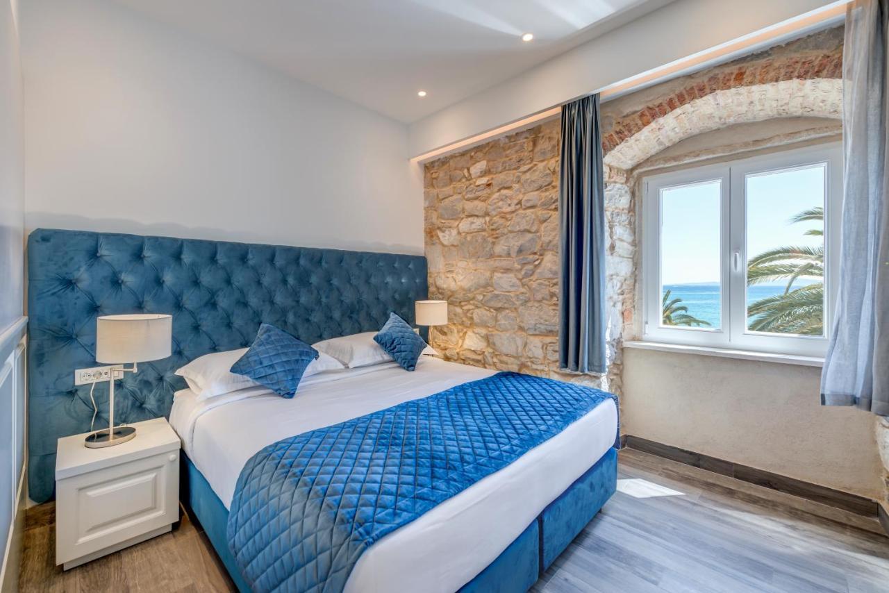 Palms Promenade Luxury Rooms Split Exterior photo